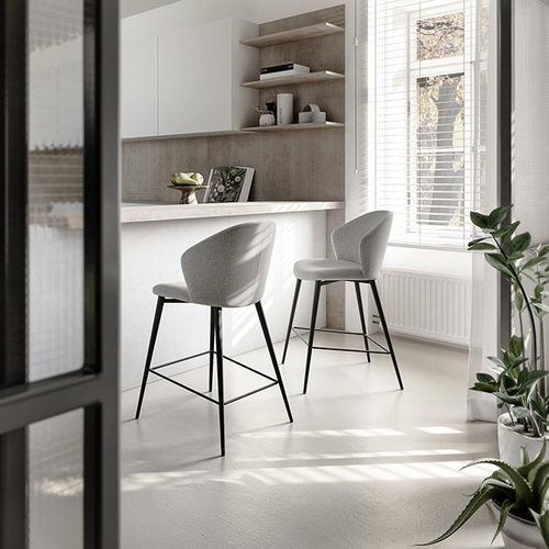 Cadeira alta contemporânea - POLLY - pezzani home collection - para ambiente interno / em tecido / em couro