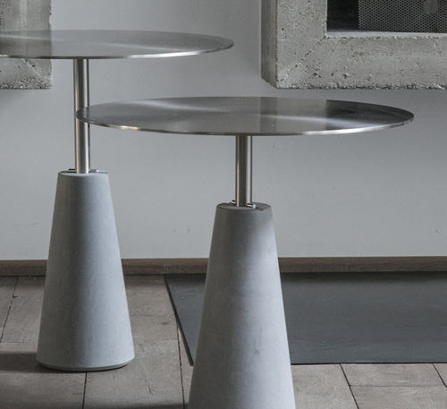 Mesa lateral contemporânea - ED004 - EDIZIONI - em aço / em pedra / redonda