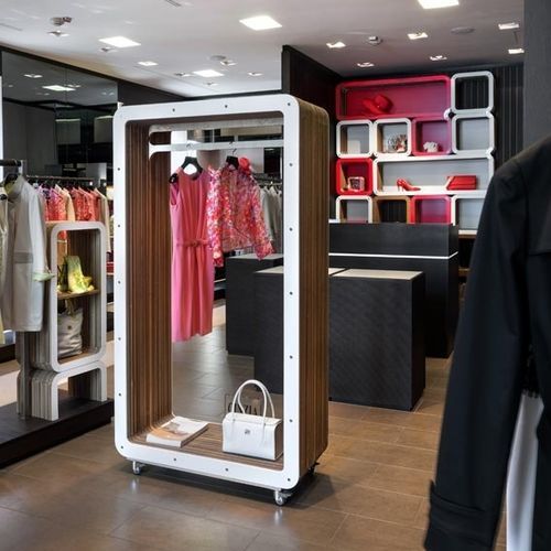 Arara de design original - MORE STENDER - Lessmore - em cartão / com rodízios / da linha comercial