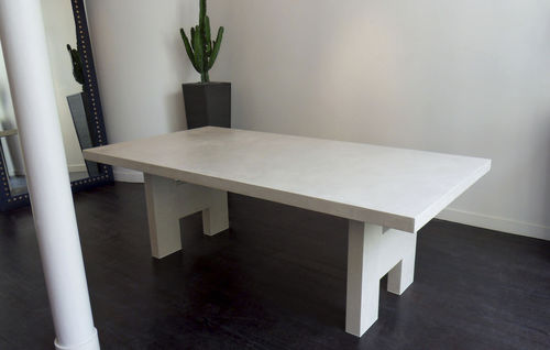 Mesa contemporânea - LUCEM Choc - AD LUCEM - em concreto / retangular