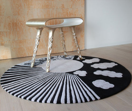 Tapete contemporâneo - W.I.M.P. - MANUFACTURE DE TAPIS DE BOURGOGNE - listrado / de lã / redondo