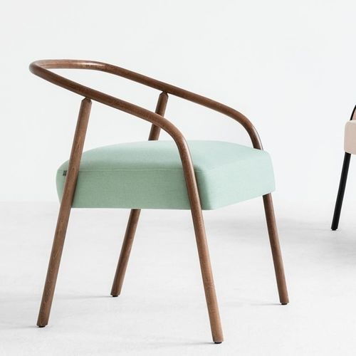 Cadeira contemporânea - Plum - Fameg - para ambiente interno / em tecido / em couro