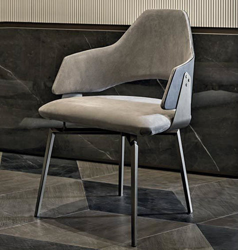 Cadeira contemporânea - CHLOE - Shake Design - para ambiente interno / em couro / com base metálica