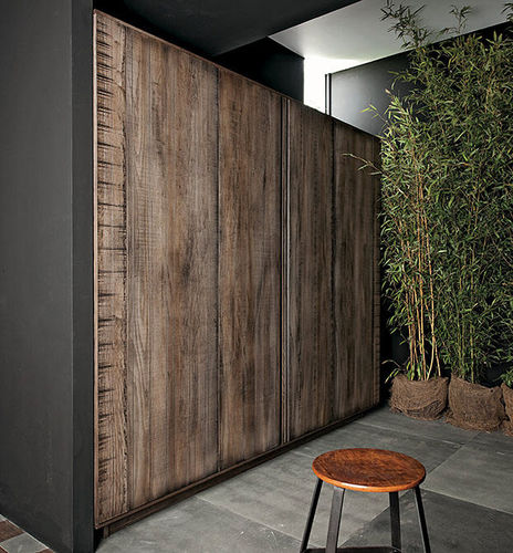 Guarda-roupa contemporâneo - LEE - Shake Design - em madeira / com portas de correr
