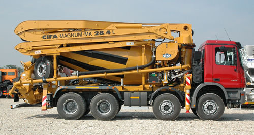 Caminhão com bomba misturador a diesel - MK28L - CIFA S.p.A - para concreto
