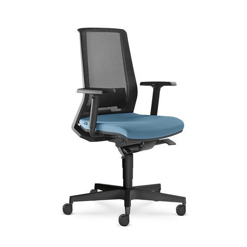 Cadeira de escritório contemporânea - LOOK  - LD Seating s.r.o. - para ambiente interno / em tela / com base em nylon