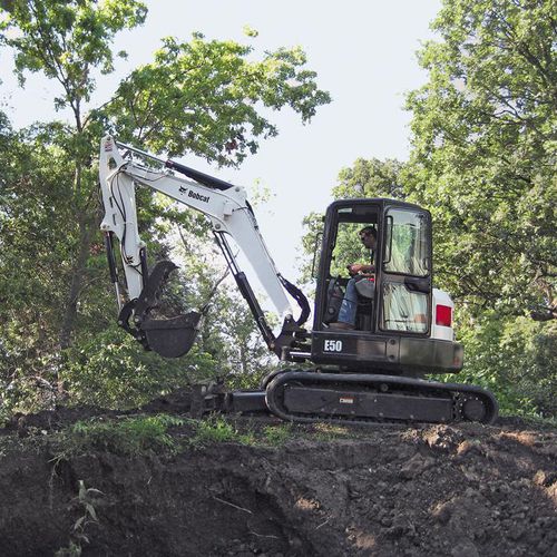 Miniescavadeira - E50 - BOBCAT - de esteiras / compacta / de longo alcance