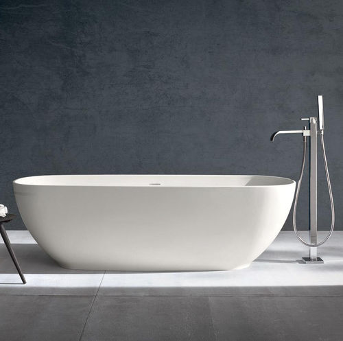 Banheira oval - VITTORIA - IDEAL BAGNI - freestanding / em compósito / branca