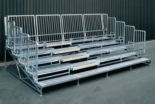 Arquibancada pré-fabricada - SERIES M - CETA SPA - para ambiente externo / para instalações esportivas / em aço galvanizado a quente