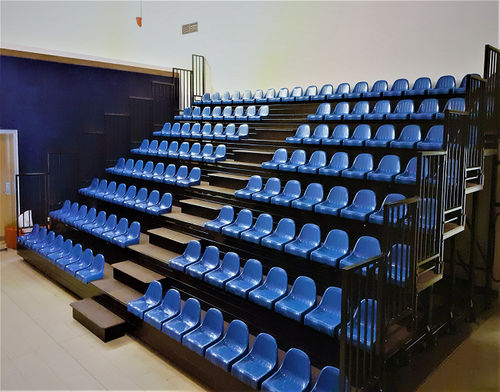 Arquibancada telescópica - Telescopic Stands - CETA SPA - metálica / reta