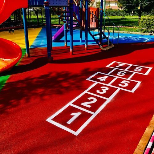 Revestimento de piso para parque infantil - UNICA - em PVC / em concreto / em borracha