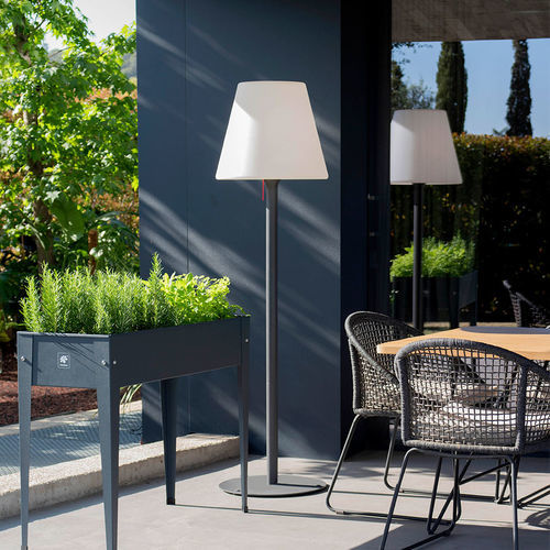 Poste de iluminação para jardim - Herstera Garden S.L. - contemporâneo / metálico / de LED