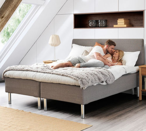 Cama de casal - DIPLOMAT NORDIC - Jensen - contemporânea / estofada / com cabeceira