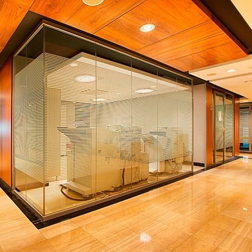 Divisória pivotante-deslizante - DIVERSE - Integra - Interior Systems - modular / com vidro / laminada