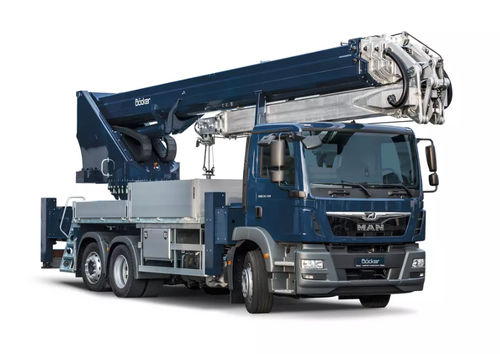 Guindaste montado em caminhão - AK 52 - Böcker Maschinenwerke GmbH - formato compacto / telescópico / com lança elevatória