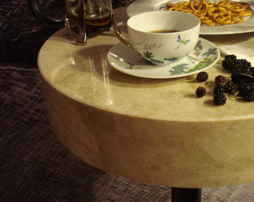Mesa contemporânea - DANTA MARMOR - em mármore / em mármore travertino / retangular