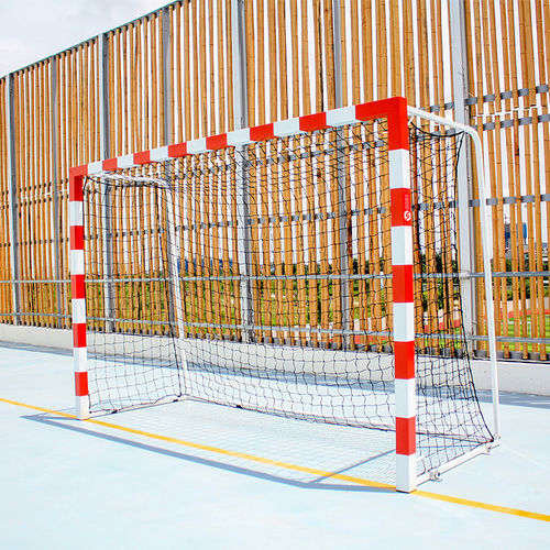 Rede de handebol em PEAD - S16820 - SODEX SPORT - preta / branca / trapezoidal