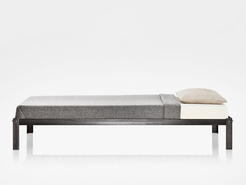 Cama de casal - LLLP by Nicholas Rose - de solteiro / contemporânea / em madeira laqueada