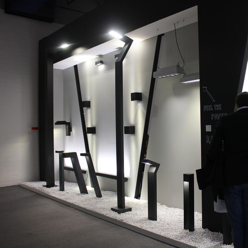 Poste de iluminação pública - BOLT - LIRALIGHTING - para jardim / contemporâneo / em aço