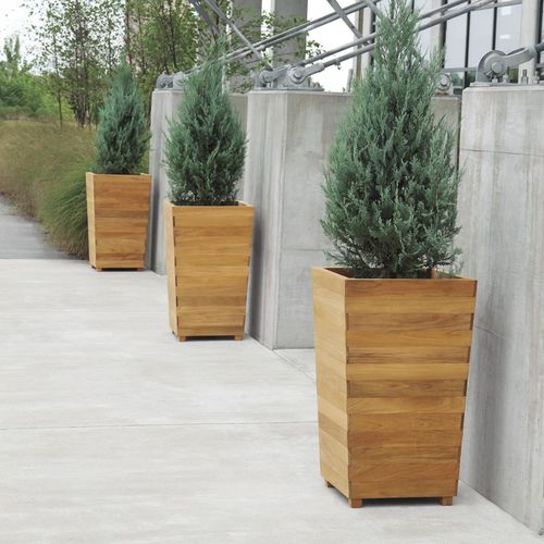 Floreira em teca - STUDIO : 9534 - COUNTRY CASUAL TEAK - contemporânea / para espaço público / para ambiente externo