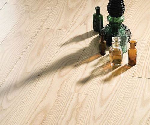 Piso maciço - NORDIC SELECT - Tropical woods - em freixo oliveira / fosco / envernizado