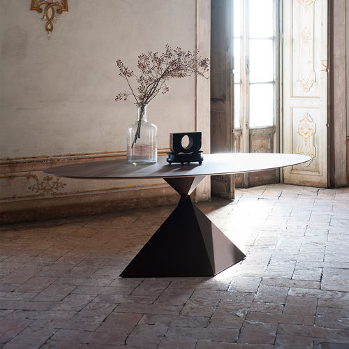 Mesa de jantar contemporânea - Avebury - TOM FAULKNER - em madeira / em mármore / com base em aço
