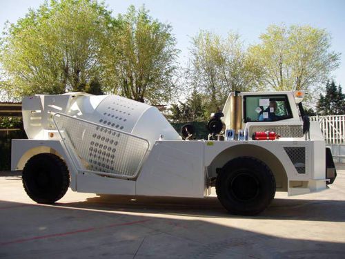 Caminhão misturador hidráulico - HURON 5 - Partindus - a diesel / para concreto / para mineração subterrânea