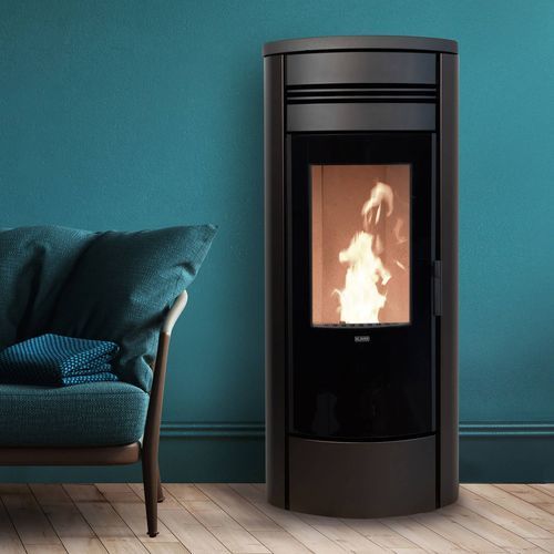 Salamandra com caldeira a pellets - STYLE 140 - Klover - 10 kW–20 kW / de instalação livre / contemporânea