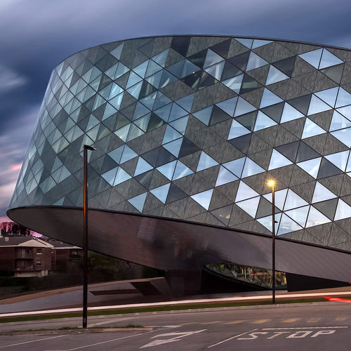 Revestimento de fachada em vidro - UMETALGLASS - Umetal - com motivos impressos / laminado / transparente