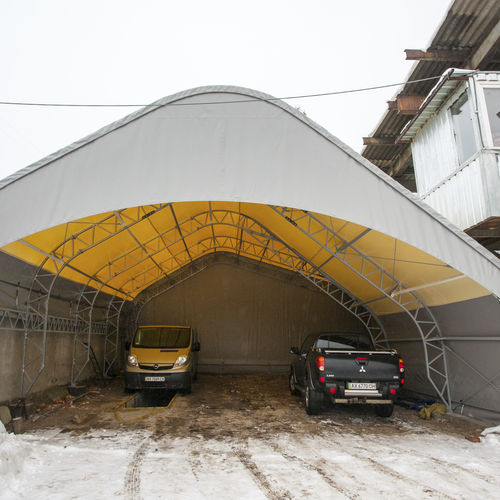 Estrutura tensionada com estrutura metálica - HOLSTROY - para abrigo / para cobertura de estacionamento / com membrana em PVC