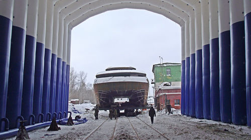 Estrutura inflável para uso industrial - SHIP REPAIR FACILITY - HOLSTROY