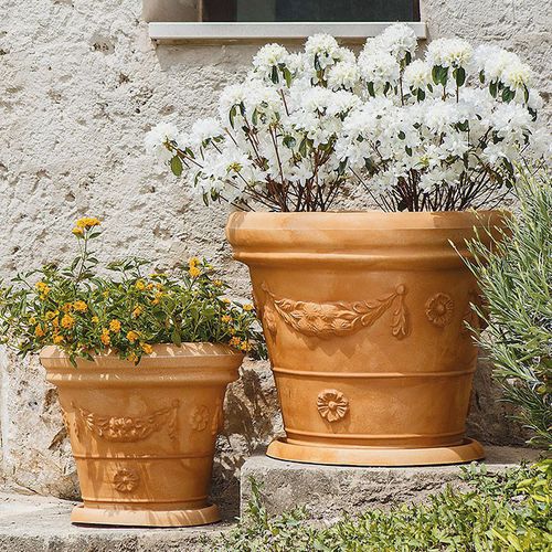 Vaso de jardim em polietileno - ROME : DOPPIOBORDO FESTONE - MONACIS - de piso / redondo