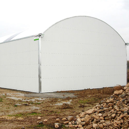 Revestimento de fachada em folhas - ULMA Agricola - em compósito / vertical / liso