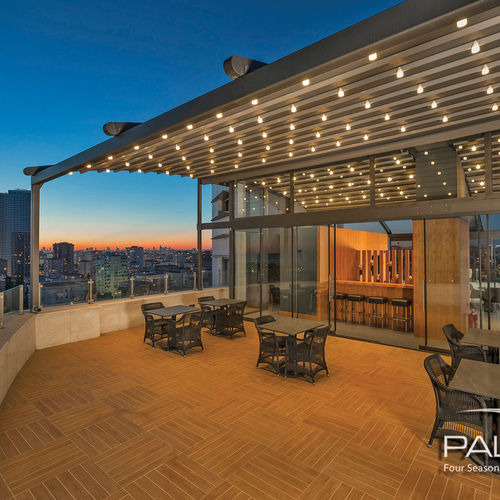 Pérgola apoiada em parede - CORAL - SARL ELEGANCE STORES - em alumínio / com cobertura retrátil em lona PVC / retrátil