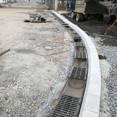 Calha de escoamento com grelha - YT250-U20300CI - Fujian Yete Industry Co.,Ltd. - em concreto de resina / grelha de aço galvanizado / grelha em ferro fundido