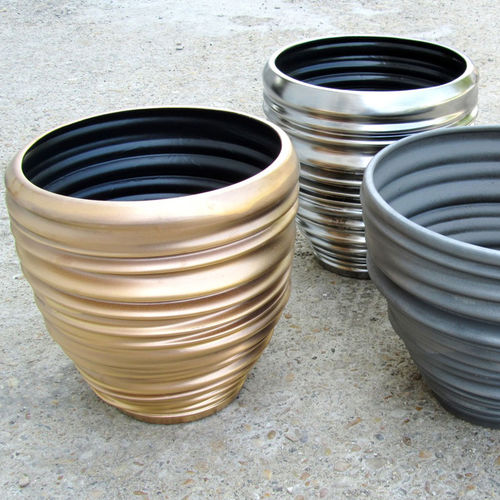 Vaso contemporâneo - DEDON BABYLON - Monolite Ipergres - em cerâmica