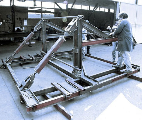 Vigamento metálico para  edifícios - Farina Formworks - para estrutura tensionada / em aço