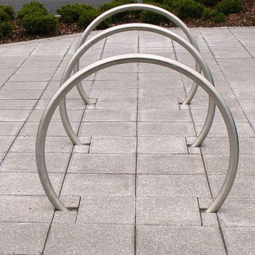 Bicicletário de piso - CIRCULAR - Bailey streetscene - para espaço público / em aço galvanizado / em aço inoxidável