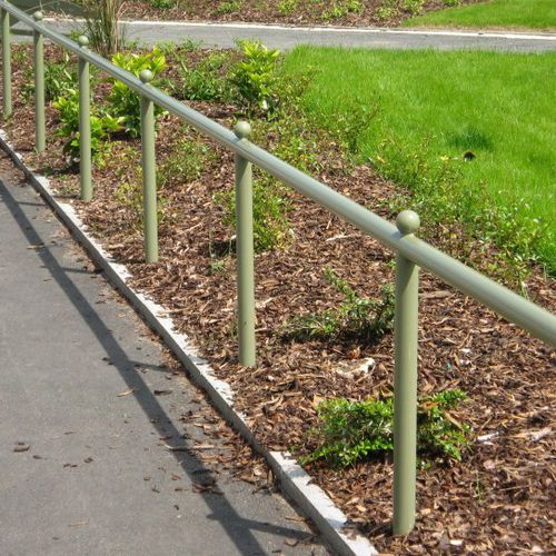 Guarda-corpo metálico - TRIP / KNEE - ALPHA RAIL - com barras / para ambiente externo / para plataforma