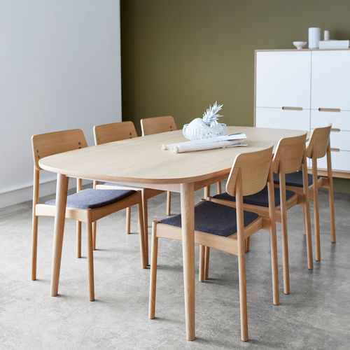 Mesa de jantar contemporânea - BOW - PBJ Design House - em carvalho / em nogueira / oval