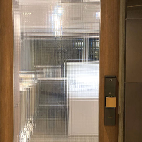 Painel de vidro de segurança - R18Y035 - Rahmen (Asia) Limited - laminado / decorado / transparente