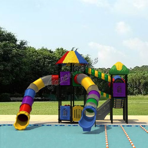 Estrutura lúdica para parque infantil - FANTACASTELLO COPACABANA - GOLDEN GAMES SRL - para parque aquático / em polietileno / modular