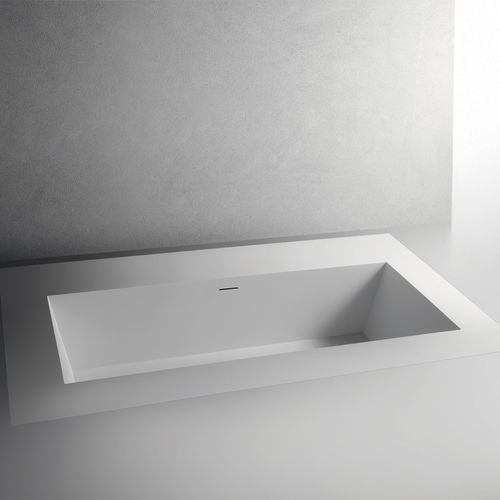 Banheira para residência - CUBO 2100 FLOOR-LEVEL BATH - BRERA - em compósito / contemporânea / branca