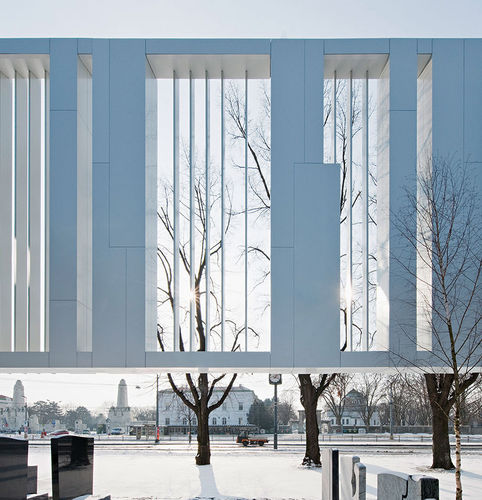 Revestimento de fachada em painéis - FUNERAL HOME - WIEN - ALUCOBOND - em alumínio / em compósito / de encaixe