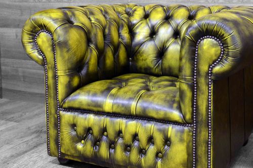 Poltrona Chesterfield - LEMON  - Harleq - em couro / em faia / verde