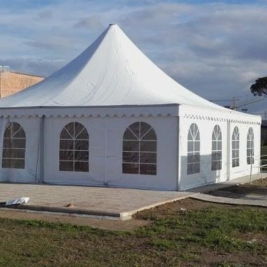 Estrutura tensionada com estrutura metálica - AmarantoIdea - para parede / para eventos / translúcida