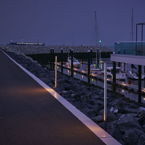Poste balizador de iluminação para espaços públicos - MIRROR - pvd concept - contemporâneo / em aço inoxidável / de LED