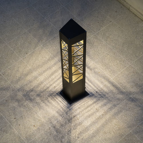 Poste balizador de iluminação para espaços públicos - IRUTA SKEW - BSI LIGHTING TECHNOLOGIES INC. - contemporâneo / em alumínio / de LED