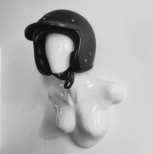 Suporte para capacete em cerâmica esmaltada - WHITE BESSIE - FRANCOLLECTION - de parede / feito à mão