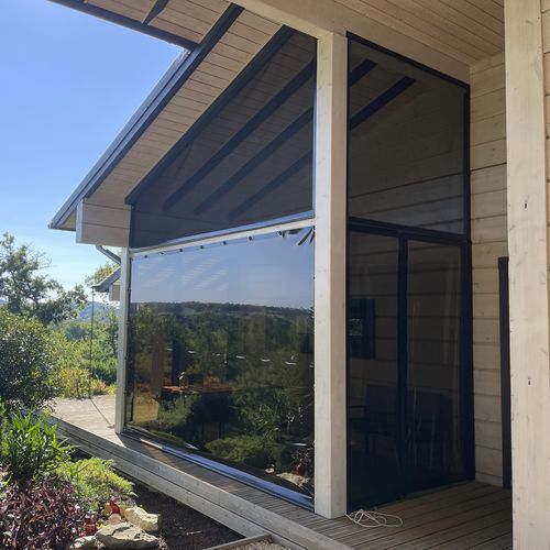 Toldo cortina em PVC - Tinted - Pikkuna - para quebra-sol / para ambiente externo / para fachada